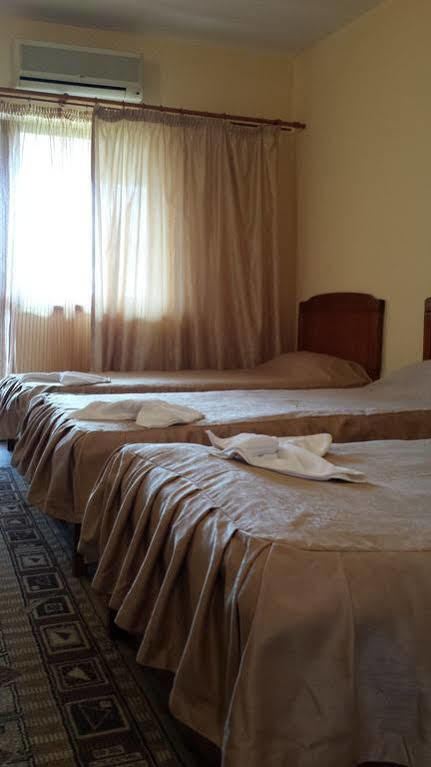 Hostel Nova Route Нэводари Экстерьер фото