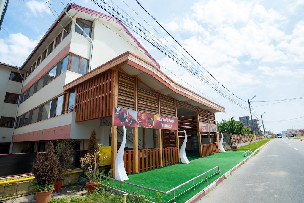 Hostel Nova Route Нэводари Экстерьер фото